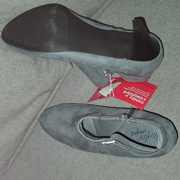 Dexflex Comfort Shoes Womens Size 8-1/2 8.5 Gray ' Suede '  Ankle Heeled… - Picture 9 of 13